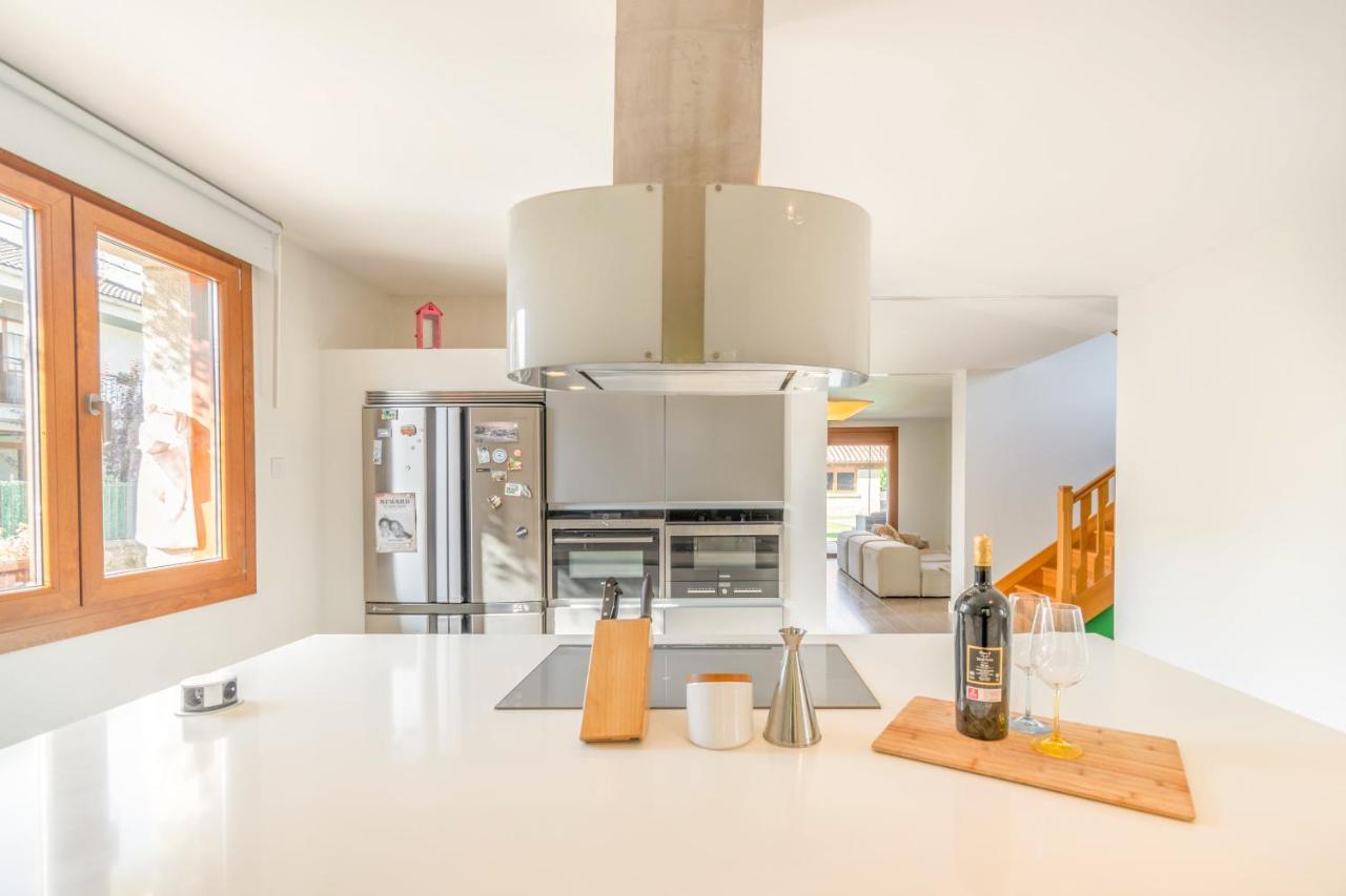 Casa Patxi, Espectacular Casa Rural Proxima A Pamplona Ларрасоанья Экстерьер фото