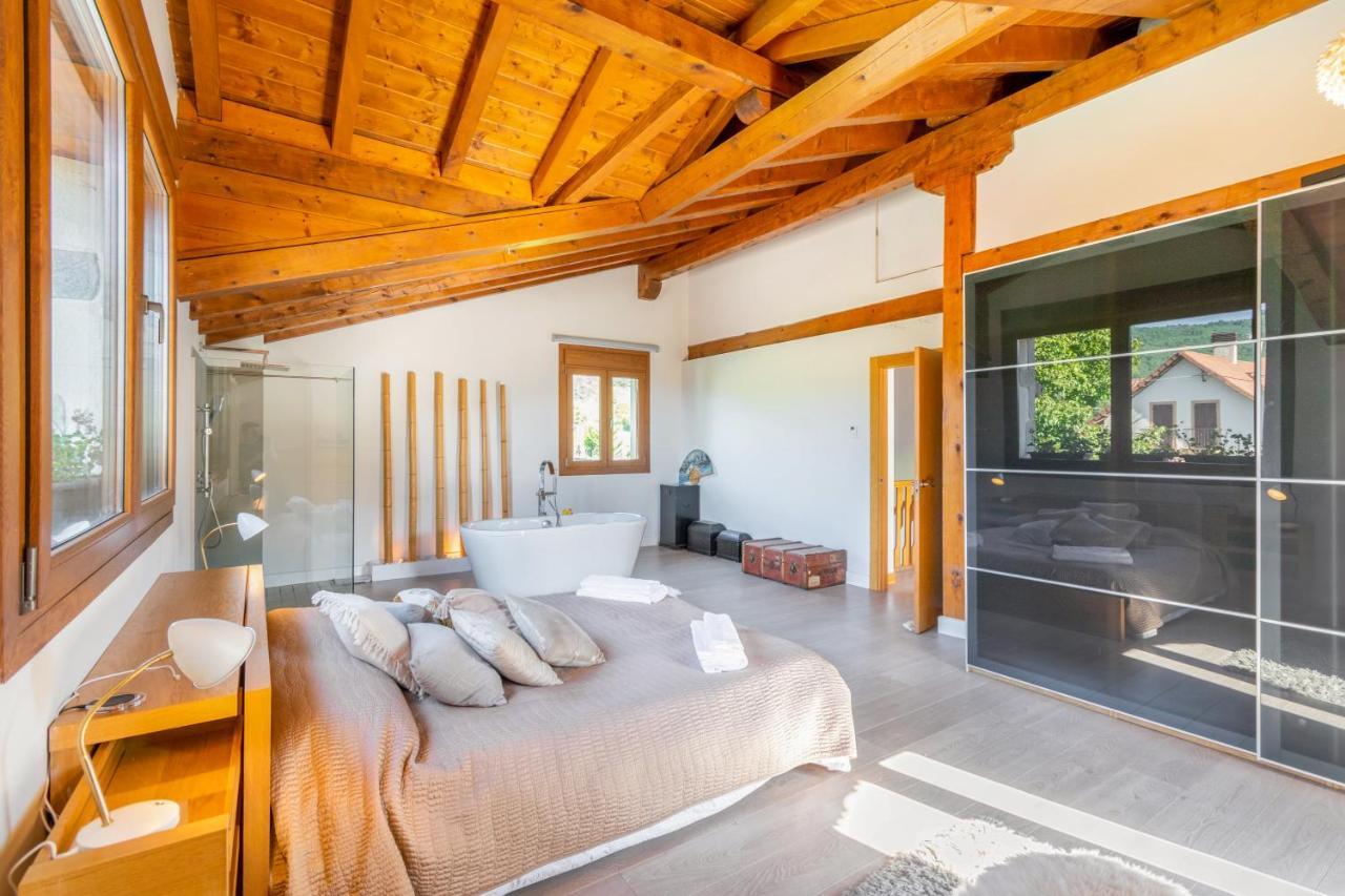 Casa Patxi, Espectacular Casa Rural Proxima A Pamplona Ларрасоанья Экстерьер фото