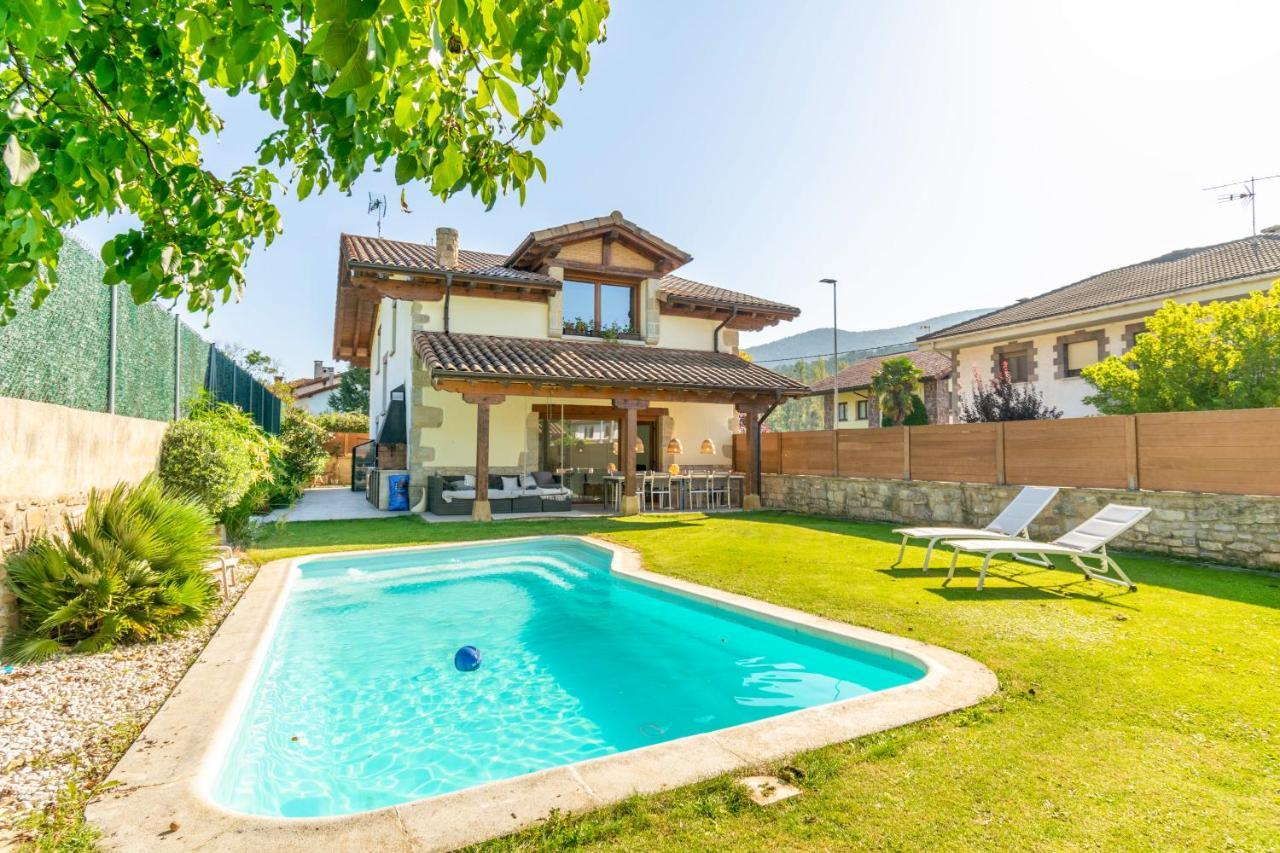 Casa Patxi, Espectacular Casa Rural Proxima A Pamplona Ларрасоанья Экстерьер фото